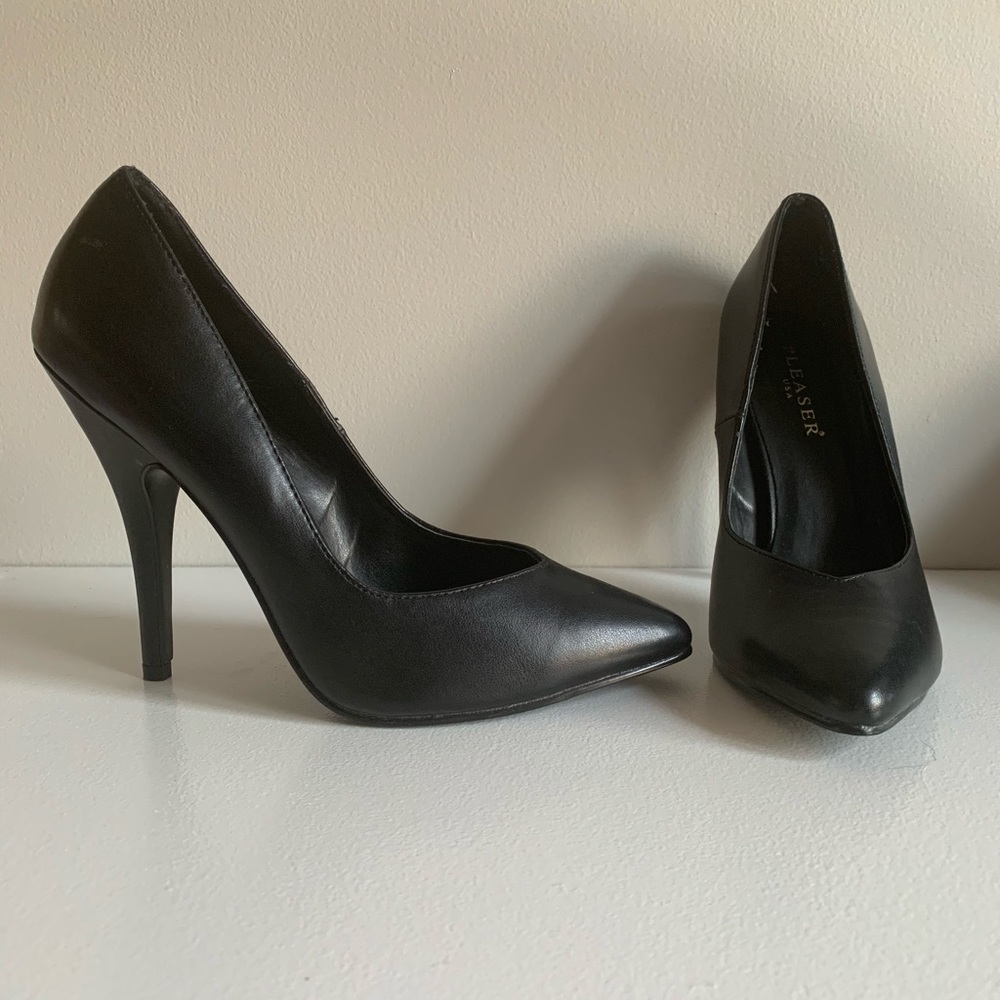 PLEASER Stiletto Pumps Shoes 5-inch Heels Size 7
